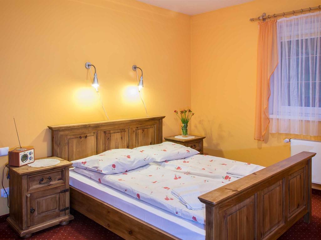 Marzenie Bed and Breakfast Przesieka Habitación foto